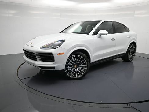 Certified 2023 Porsche Cayenne S AWD/4WD image 39