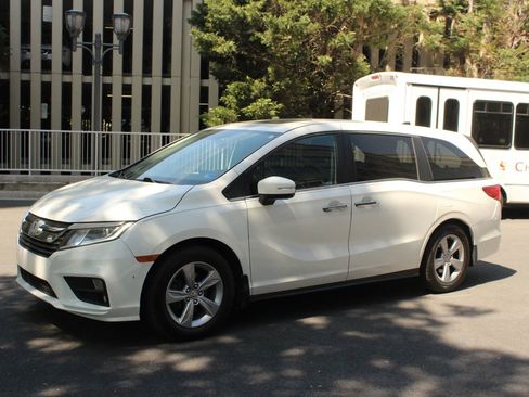 Used 2019 Honda Odyssey EX-L image 12