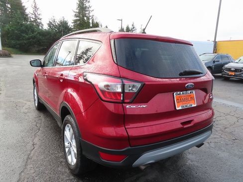 Used 2018 Ford Escape SE w/ SE Sync 3 Package image 5