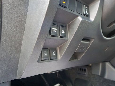 Used 2022 Nissan Frontier PRO-4X w/ Pro-4X Premium Package image 20