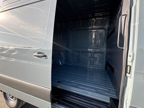 New 2026 Mercedes-Benz Sprinter 2500 image 22