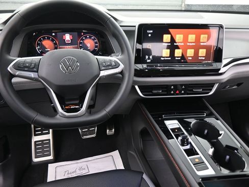 New 2026 Volkswagen Atlas Peak Edition AWD/4WD image 37