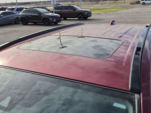 Used 2019 Toyota RAV4 XLE w/ Convenience Package image 6