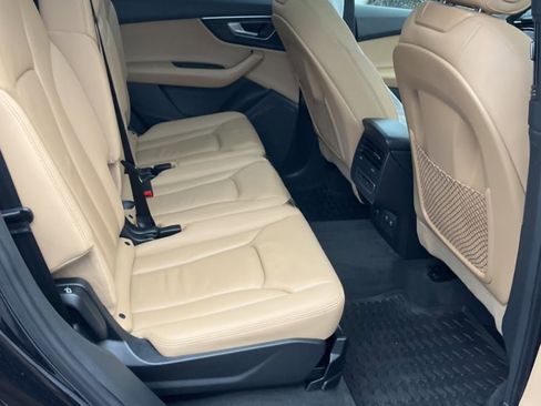 Used 2021 Audi Q7 2.0T Premium w/ Convenience Package image 18
