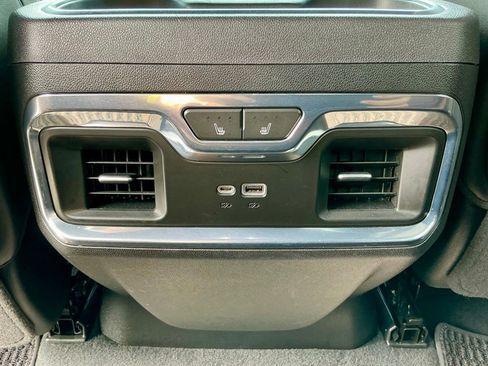 Used 2023 GMC Sierra 1500 Denali Ultimate AWD/4WD image 32