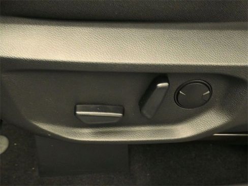 New 2025 Ford Ranger XLT w/ Equipment Group 301A High image 31