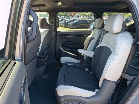 New 2026 Kia EV9 GT-Line AWD/4WD image 5