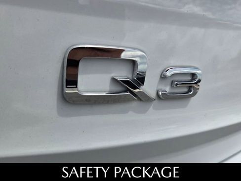 Used 2023 Audi Q3 2.0T Premium AWD/4WD image 13