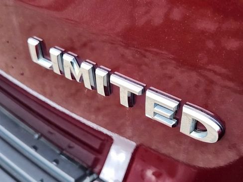 Used 2017 Jeep Grand Cherokee Limited AWD/4WD image 10