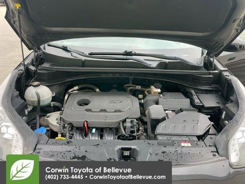 Used 2020 Kia Sportage LX image 14