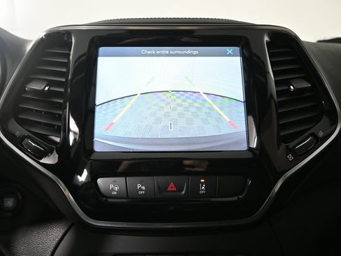 Used 2022 Jeep Cherokee Limited image 30