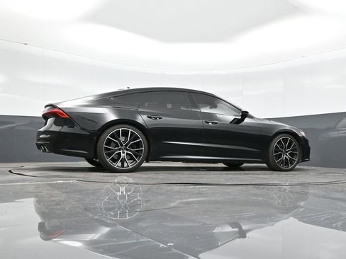 Used 2022 Audi S7 Prestige w/ Prestige Package image 31