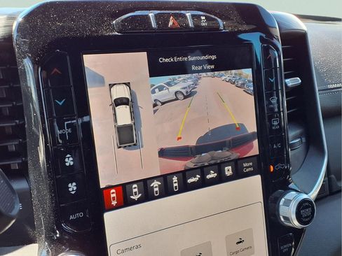 Used 2023 RAM 2500 Laramie w/ Night Edition image 17