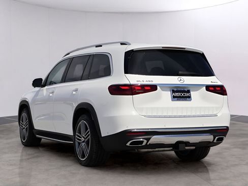New 2026 Mercedes-Benz GLS 450 4MATIC image 5