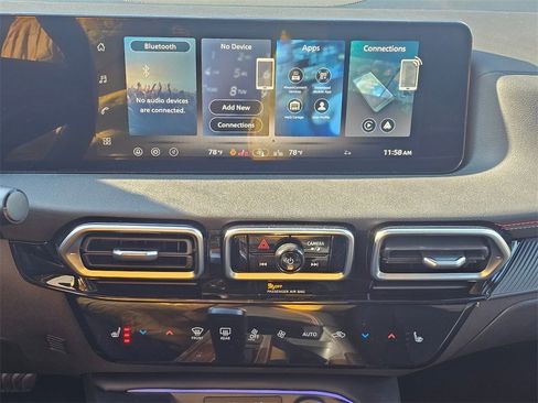 New 2026 Nissan Sentra SR w/ SR Premium Package image 12