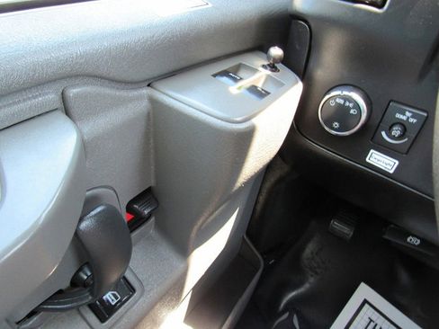 Used 2021 GMC Savana 3500 Extended w/ Power Convenience Package RWD image 32