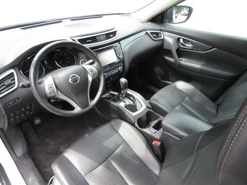Used 2016 Nissan Rogue SL w/ SL Premium Package AWD/4WD image 11