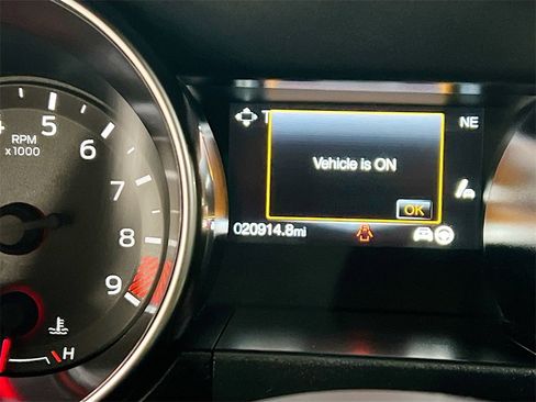 Used 2019 Ford Mustang Shelby GT350 w/ Technology Package image 12