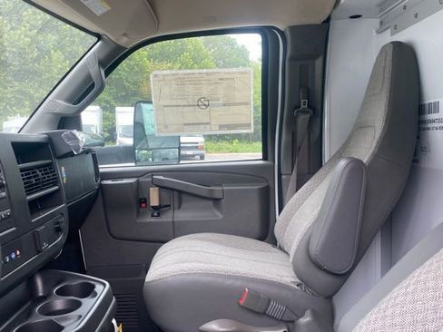 New 2025 Chevrolet Express 3500 w/ Power Convenience Package RWD image 34