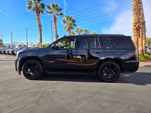 Used 2020 GMC Yukon SLT w/ Graphite Performance Edition image 3