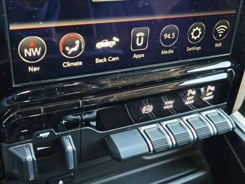 Used 2019 RAM 3500 Laramie image 18