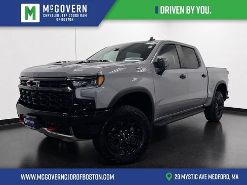 Used 2024 Chevrolet Silverado 1500 ZR2 w/ Technology Package AWD/4WD image 1