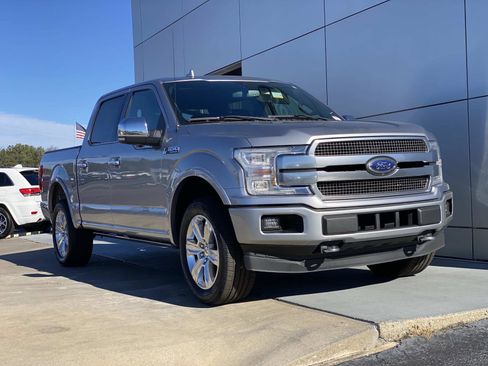Used 2020 Ford F150 Platinum w/ Equipment Group 701A Luxury image 2