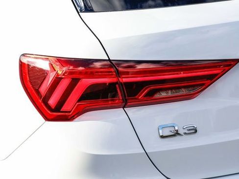 Used 2022 Audi Q3 2.0T Premium image 8