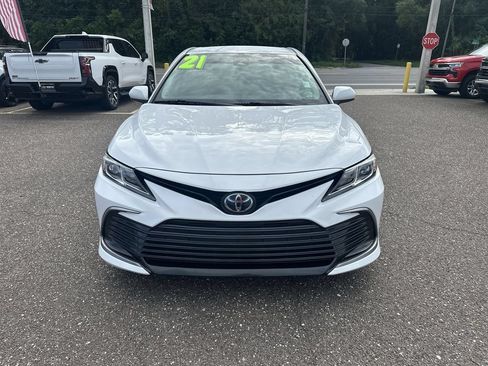 Used 2021 Toyota Camry LE FWD image 11