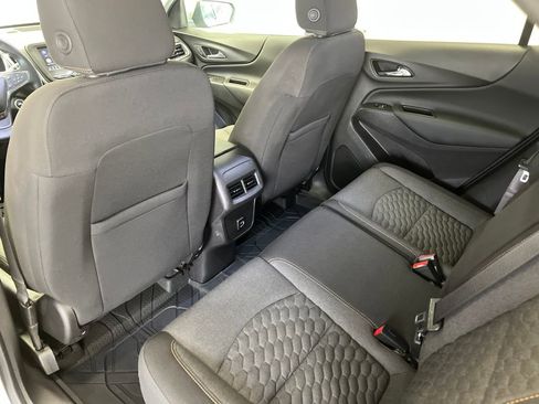 Used 2021 Chevrolet Equinox LT AWD/4WD image 37
