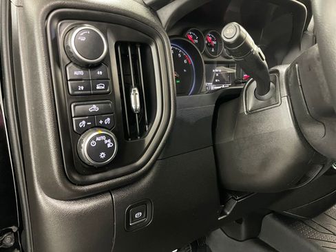 Certified 2023 Chevrolet Silverado 1500 Custom AWD/4WD image 24