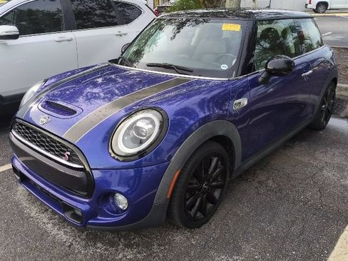 Used 2019 MINI Cooper S w/ Premium Package FWD image 5