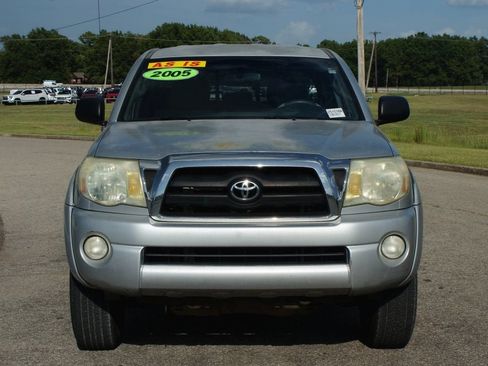 Used 2005 Toyota Tacoma PreRunner w/ SR5 Pkg #3 RWD image 15