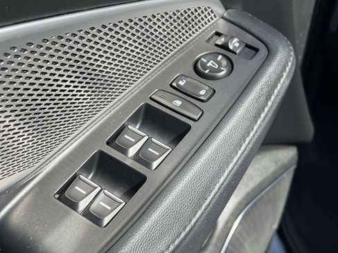 Used 2023 Acura MDX SH-AWD image 12