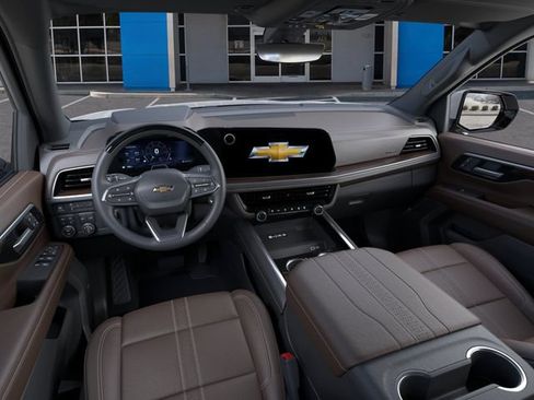 New 2026 Chevrolet Suburban High Country AWD/4WD image 15