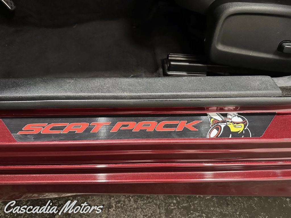 Used 2017 Dodge Charger R/T Scat Pack w/ Driver Confidence Group RWD image 38