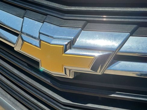 Used 2023 Chevrolet Equinox LT FWD image 29