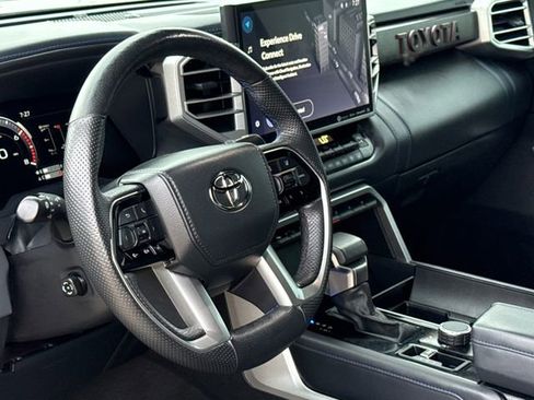 Used 2022 Toyota Tundra Platinum AWD/4WD image 18
