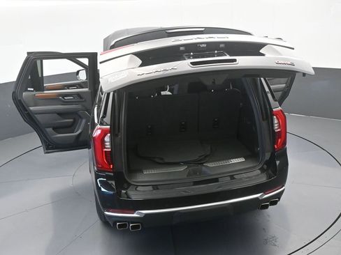 Used 2025 GMC Yukon Denali AWD/4WD image 74