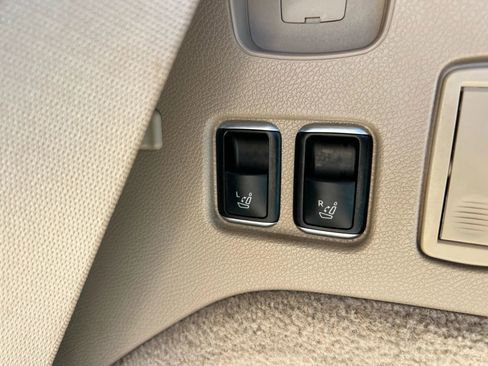 Used 2015 Mercedes-Benz GL 450 4MATIC image 46