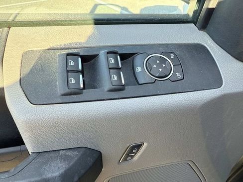 Used 2021 Ford F250 XL w/ Power Equipment Group image 18