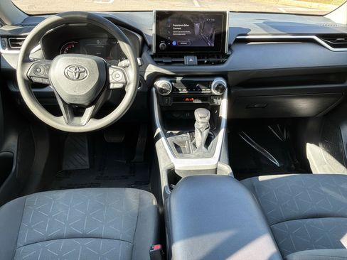 Used 2019 Toyota RAV4 XLE Premium w/ Cold Weather Package AWD/4WD image 29