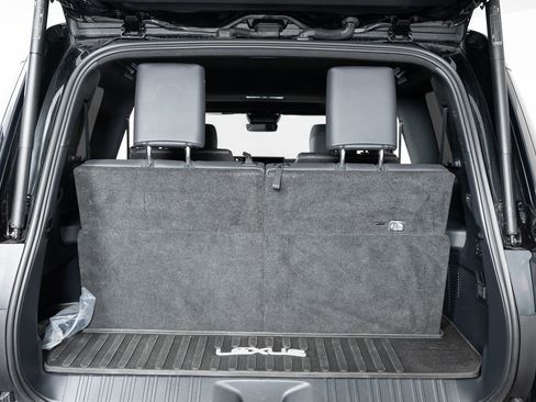 Used 2025 Lexus GX 550 image 21