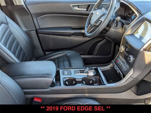 Used 2019 Ford Edge SEL w/ Equipment Group 201A image 33