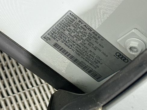 Used 2018 Audi Q7 3.0T Premium Plus image 12