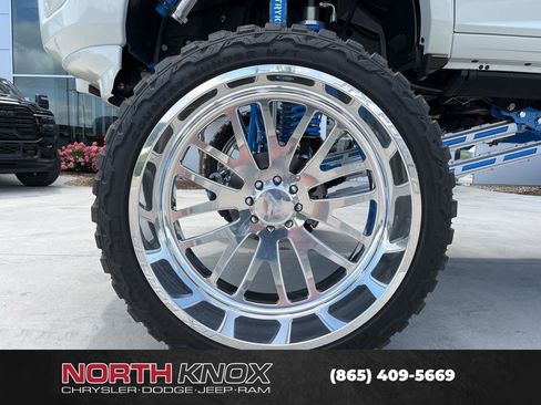 Used 2019 RAM 2500 Laramie AWD/4WD image 7