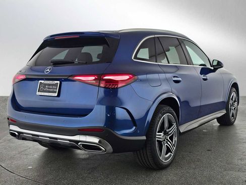 Used 2023 Mercedes-Benz GLC 300 image 3