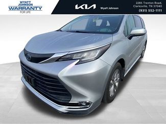 Used 2021 Toyota Sienna XLE 360° Tour