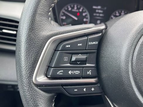 Used 2024 Subaru Outback Premium AWD/4WD image 21