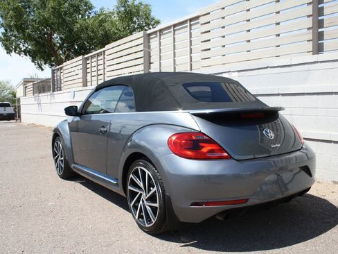 Used 2014 Volkswagen Beetle R-Line image 10